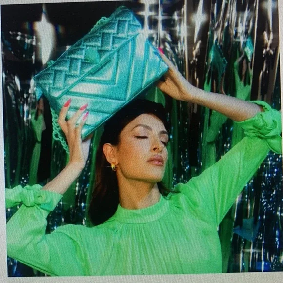 - - Kurt Geiger London Kensington Quilted Leather Shoulder Bag - Picture 3 of 14